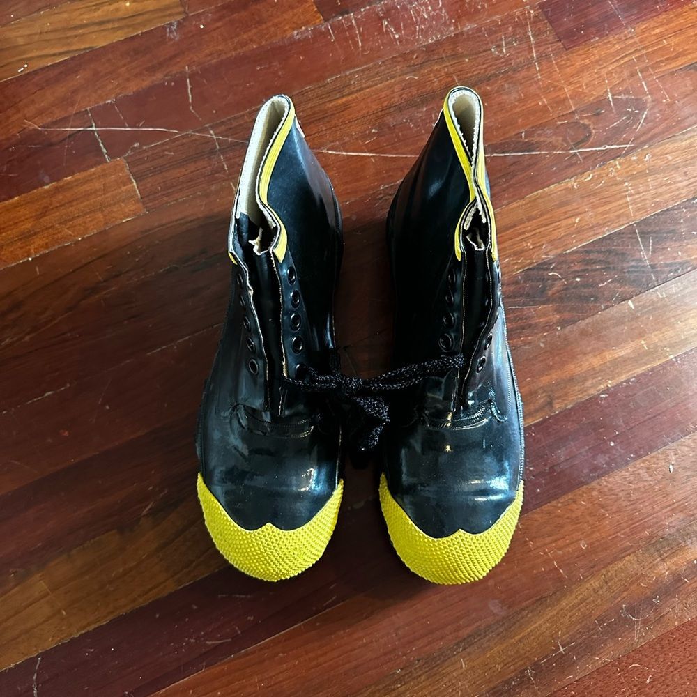 Black and Yellow Rubber Steel Toe Boots 9